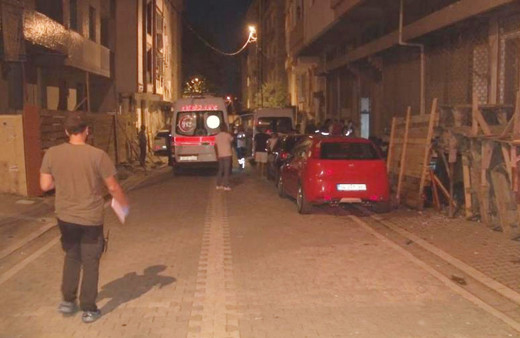 Esenyurt'ta sokak ortasında ortağını öldürüp cesedin başında bekledi