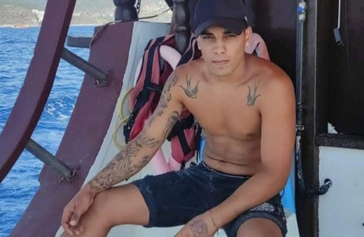 Teknenin pervanesi 18 yaşındaki gencin ayağını kopardı