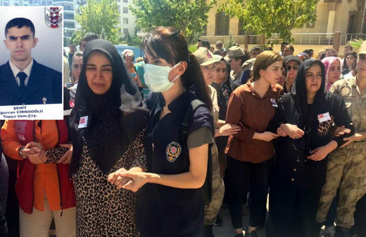 Şehit Topçu Uzman Çavuş Cirnooğlu, son yolculuğuna uğurlandı