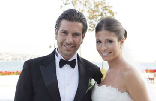 Didem Sarı'nın sevgilisi İzzet Antebi'yi darp etti! "Yediğin dayağın daha beteri gelecek"