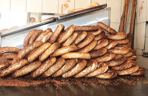 Balıkesir’de simide kallavi zam geldi! Balıkesir'de simit 5 lira oldu