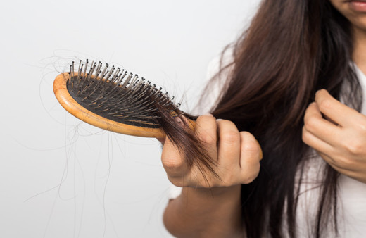 Saçlarınız hacimsizse kafaya takmayın! Bunları yaparak daha dolgun bir görüntü elde edin