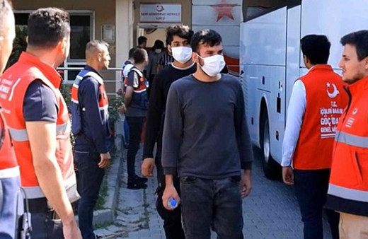 İstanbul'da yakalanan 38 göçmen sınır dışı edilecek