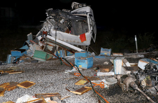 Muğla'da feci kaza! Kamyonla otomobil çarpıştı: 4 kişi öldü, 3 kişi yaralandı