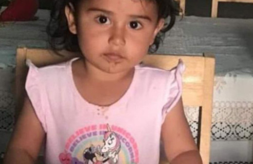 Küçük kızın cenazesinde yaşandı! Babaanne fark etti herkes şoke oldu