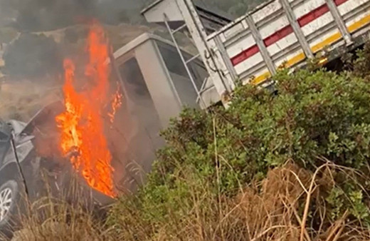 İbrahim Tatlıses'i yanmaktan vatandaşlar kurtardı yangın tüpünü alan koştu korkunç anlar kamerada