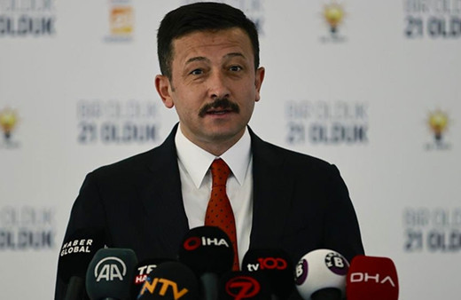 AK Parti'li Hamza Dağ İzmir'de yürüttükleri 'Karınca Modeli'ni anlattı