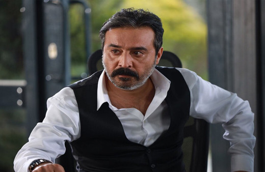 Kurtlar Vadisi'nin Muro'su Mustafa Üstündağ sevgilisiyle evlendi! Eşi bakın kim çıktı...