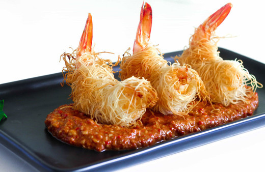 Yiyen herkes tarifini isteyecek: Kadayıflı karides ile sevdiklerinizi şaşırtın!