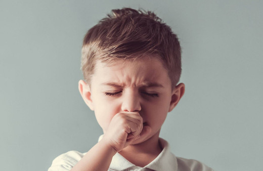 Çocuğunuz çok öksürüyorsa bunları mutlaka deneyin! Öksürüğe en iyi gelen yöntemler