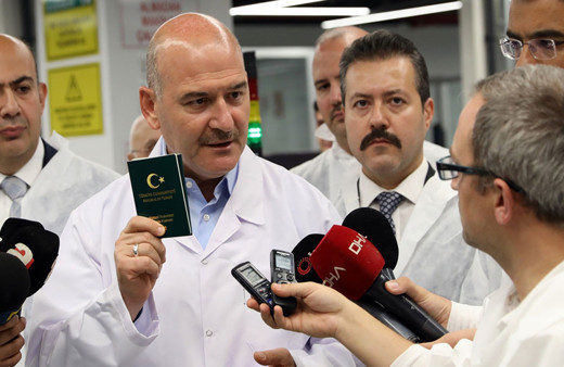 Bakan Soylu detayları açıkladı! Yerli ve milli pasaportun üretimi başladı
