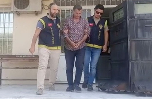 AK Parti Milletvekili Zehra Taşkesenlioğlu'nun eşi Ünsal Ban'ın yurt dışına kaçış haritası ortaya çıktı