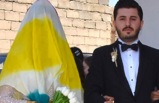 Damada 4 milyon 250 bin TL ile açılmayan 2 bin adet zarf, geline ise 5 kilo altın takıldı