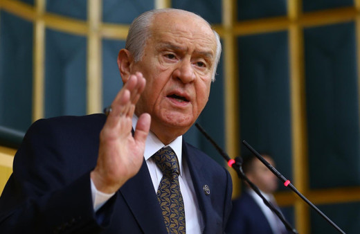 Bahçeli'ye 'siyasi dinozor' lafı MHP'yi kızdırdı! İngiliz gazeteye çok sert yanıt