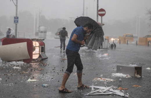 Sağanak vuracak! 3 şehire sarı kodlu uyarı! İşte hafta sonu hava... İstanbul, Tekirdağ, Ankara, İzmir...