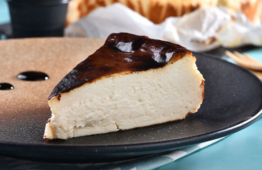 Peynirin en tatlı hali! İşte herkesin konuştuğu meşhur San Sebastian Cheesecake tarifi