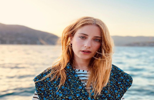 İkinci kez anne olacağını söylemişti! Hazal Kaya bebeğine koyacağı ismi böyle açıkladı