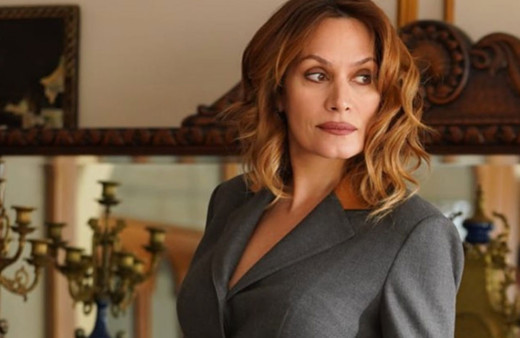 Türkiye'nin güzeli Ebru Cündübeyoğlu 19 yıllık aşkı bitirdi! Eşiyle tek celsede boşandı