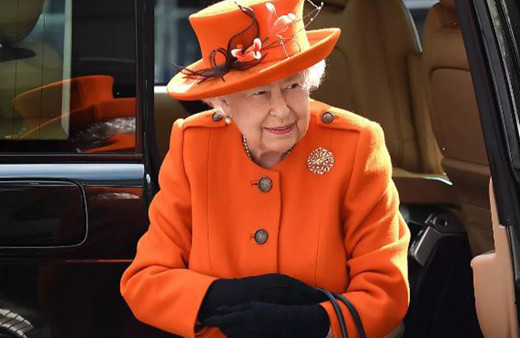 İngiltere Kraliçesi 70 yılda 150'den fazla başbakan eskitti