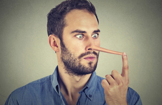 İlişkide erkeklerin yalan söyleme nedeni ortaya çıktı! Bu yöntemlerle yalan söyleyen erkeği anında fark edin