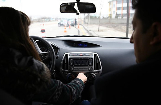 'Hiç vakit kaybetmeyin' uyarısı! Yeni yılda büyük zam geliyor: 2023 'B sınıfı' ehliyet fiyatı...