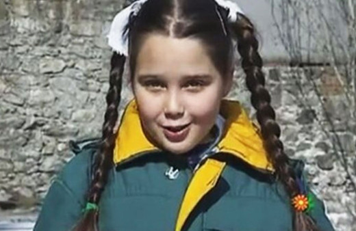 Bücür Cadı büyüdü bir de anne oldu! O hallerini gören nostalji yaşıyor "bu ne güzellik"