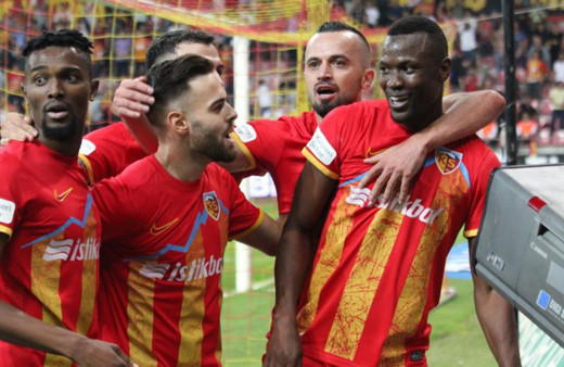 Kayserispor, Antalyaspor'a tek attı, üç aldı!