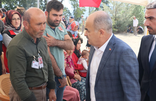 Meslektaşının kazara öldürdüğü polise veda! Acılı baba güçlükle ayakta durdu