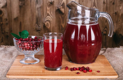 Bunu içen doktor yüzü görmüyor! Soğuyan havalara karşı bağışıklık güçlendirici kızılcık şerbeti