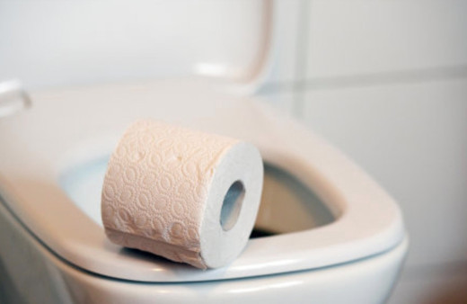 Tuvalet kağıdı kullanıyorsanız yandınız hemen çöpe atın! Meğer sinsi sinsi hasta edecek zehir içindeymiş