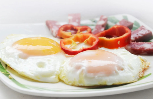 Yumurtayı sakın bunlarla birlikte yemeyin! Damarlarınızı mahvedebilir...