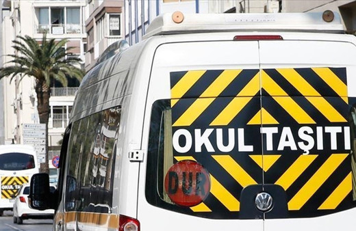 Ordu'da yürekleri ağza getiren kaza! Öğrenci servisi devrildi yaralılar var