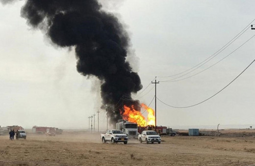 İran'da petrol sahasında yangın çıktı