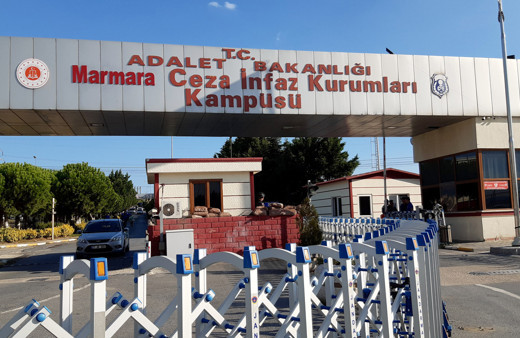 İsmi değiştirilen Silivri Cezaevi’nin yeni tabelası takıldı