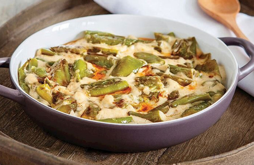 Kahvaltının yıldızına masada yer açın! İşte herkesin bayıla bayıla yiyeceği sütlü biber kavurması