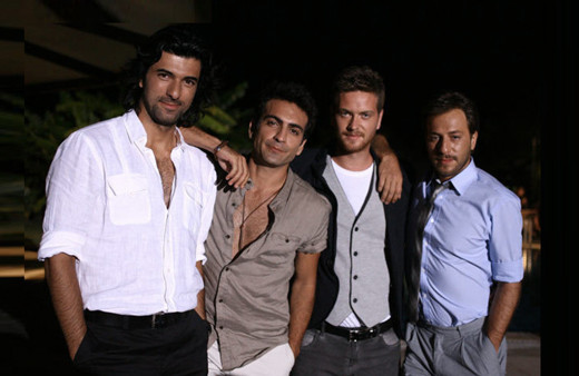 Acun Ilıcalı boş durmadı! Tuzak dizisi için bakın hangi oyuncuyla el sıkıştı?