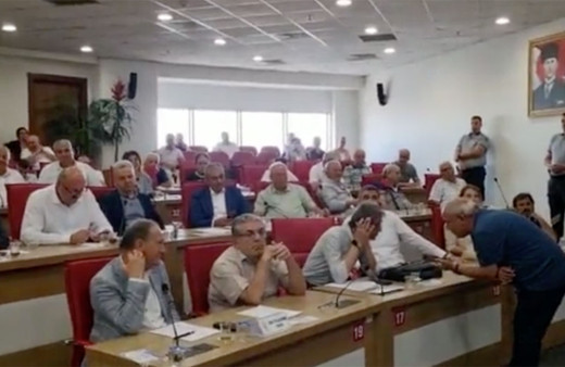 AK Partili Meclis Üyesi 'Herkesin evinde havuzu var zaten' dedi! Kahkahalar yükseldi