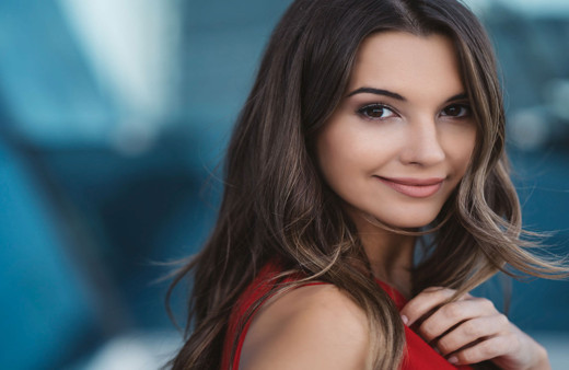 Hamile olduğunu açıklayan Leyla Lydia Tuğutlu, karnı burnunda pozlarıyla rekor kırdı! Bebeğin cinsiyeti belli oldu