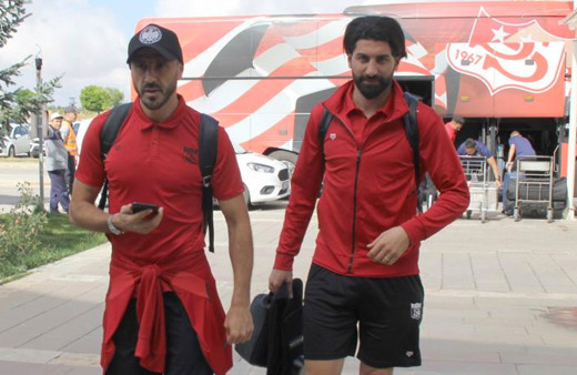 Sivasspor CFR Cluj maçı için Romanya’ya 7 eksikle gitti