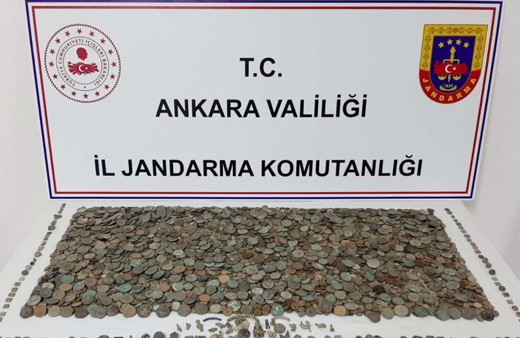 Satarken suçüstü yakalandı: Ankara'da 5 bin 715 sikke ele geçirildi!
