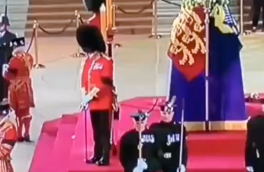 Kraliçe Elizabeth'in cenaze treninde yürekleri ağza getiren olay! Bir anda yere yığıldı