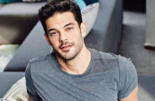 Mehmet Dinçerler'in Kerimcan Durmaz ile dudak dudağa pozları ifşa oldu!