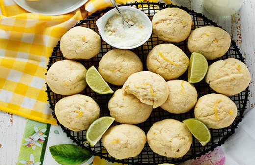 Bu kurabiye çayı bile unutturuyor! İşte tadına bakanın elinden bırakamadığı limon kabuklu kurabiye