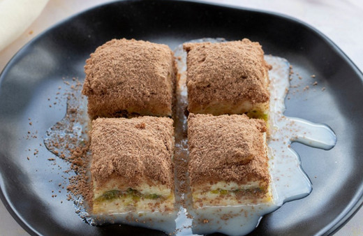 Kendinizi tutamayıp şeker komasına girmeyin! İşte son dönemlerin fenomeni soğuk baklava tarifi