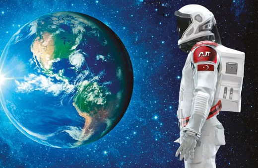 Türk uzay yolcusu için tarihi imza! Bakan Mustafa Varank duyurdu