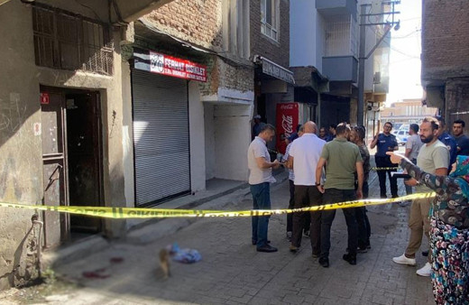 Diyarbakır'da yaşandı! Alacaklısının evine gidip dehşet saçtı