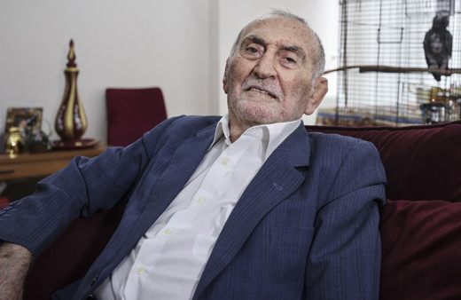 Şampiyon eski milli güreşçi Mustafa Dağıstanlı hayatını kaybetti