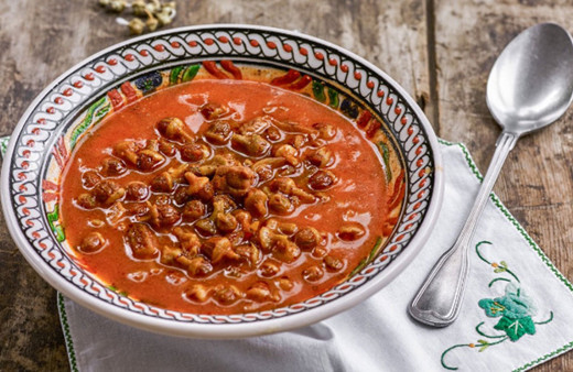 Masterchef'in gözdesi olmuştu! İşte tadıyla herkesi kendine hayran bırakan sağlık deposu bamya çorbasının tarifi