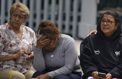 Meksika’da 7.6 büyüklüğünde deprem dalgalar 3 metreye ulaşabilir