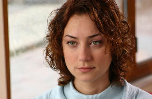 Kara Melek oyuncusu Sanem Çelik yıllar sonra ortaya çıktı! Güzelliği dilden dile dolaştı "ne olmuşsun"